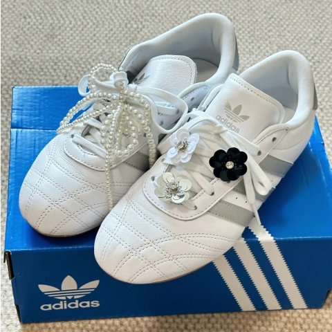 5折起！跆拳道鞋$105Adidas 折扣区挖宝 百搭三道杠板鞋$60(原$120)