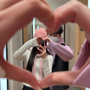 lululemon 送礼推荐 💞 送给你的那个ta！爱心零钱包$49