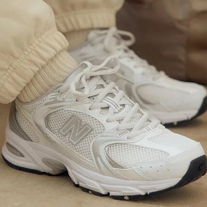 New Balance 球鞋抄底价 厚底运动鞋$100(原$220)