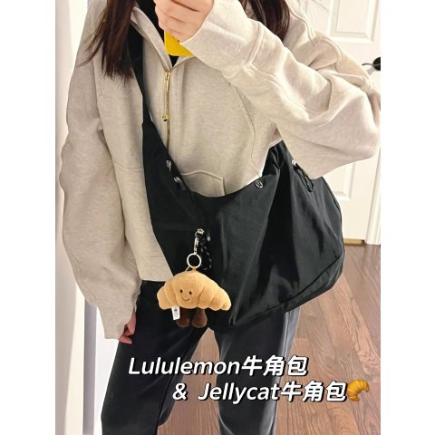 Large Slouchy 牛角包13L