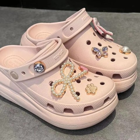 绝美！石英粉泡芙$53Crocs 澳亚BSS捡漏🔥洞洞拖鞋抄底$26起