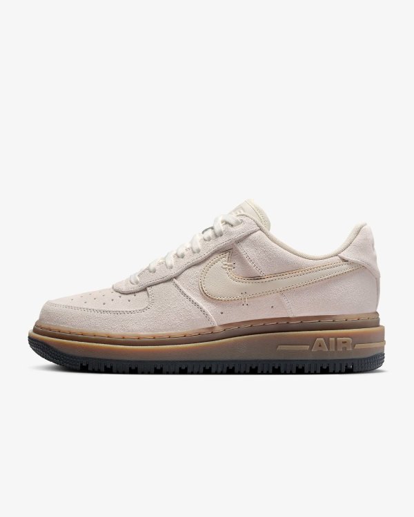 Air Force 1 LX 运动鞋