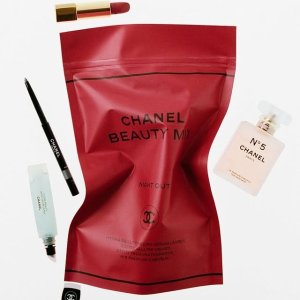 Chanel官网 25夏季限定“百宝袋”🛍️开售！真就多个袋⁉️