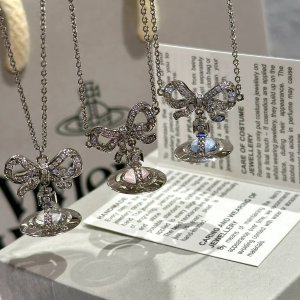 Vivienne Westwood🪐西太后狂促🔥绝美捕梦网耳坠$195