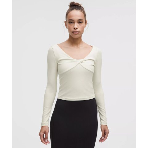 Ribbed Back-to-Front 扭结上衣