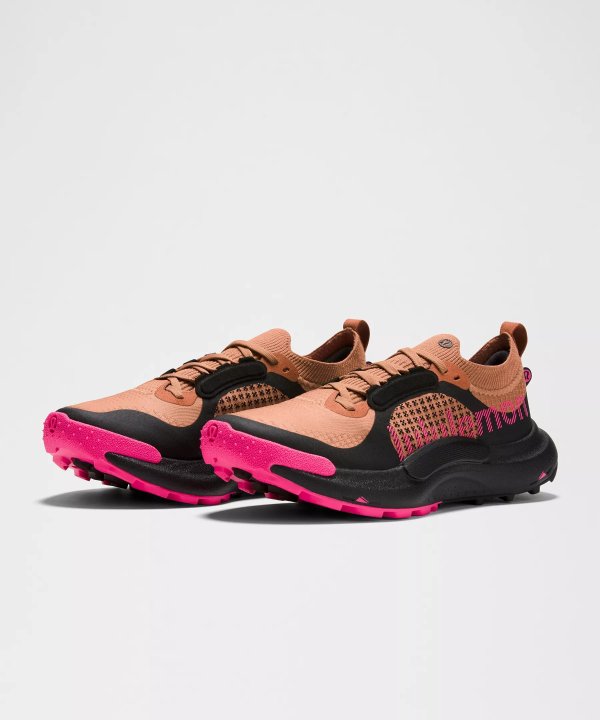 Women's Wildfeel Trail 跑鞋