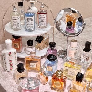 Adore香水区杀疯了！各品牌叠赠拿到手软 贵妇矩阵今晚封神