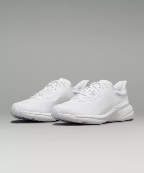 Women's Chargefeel 2 休闲鞋