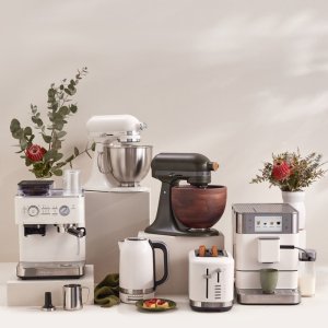 Smeg 烧水壶$219