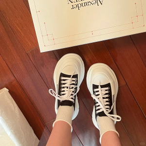 Alexander McQueen麦昆鞋 降价❗Tread Slick厚底鞋$485