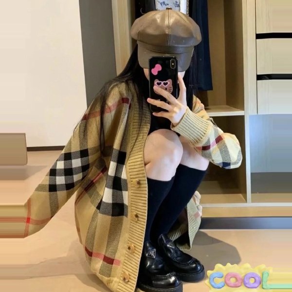 格纹开衫