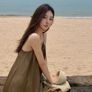 4折起 浅蓝连衣裙$60COS官网 小裙子一网打尽👗小黑裙$45