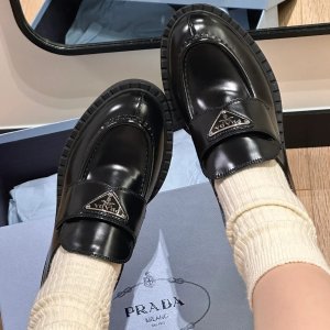TheDoubleF 高奢闪促🖤Miu Miu墨镜$373