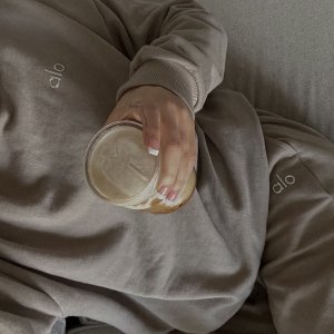 4折起 Suit Up神裤$185澳洲Alo Yoga 购买推荐+折扣汇总 瑜伽裤/网球风穿搭