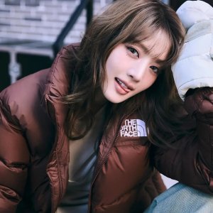 Jennie同款COS大号云朵包$111