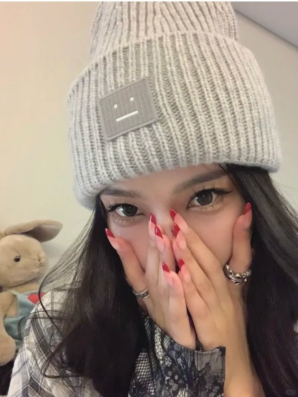 灰色logo冷帽