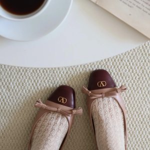 Oluxury 618大促 Uma Wang芭蕾鞋$495、小狐狸T恤$57