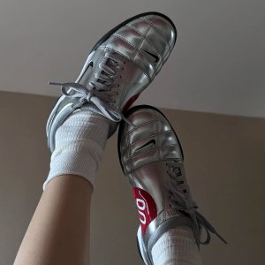 7折起 AJ1扣碎$250Nike官网 7️⃣月球鞋资讯🔍Total90粉棕即将发售$160