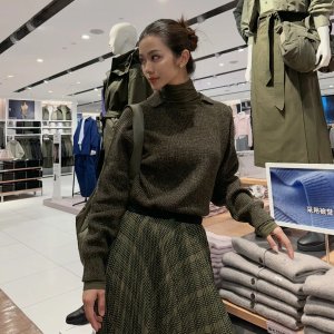 Uniqlo 暖冬上新💁‍♀️Anya联名小眼睛托特包$14 巨可爱！