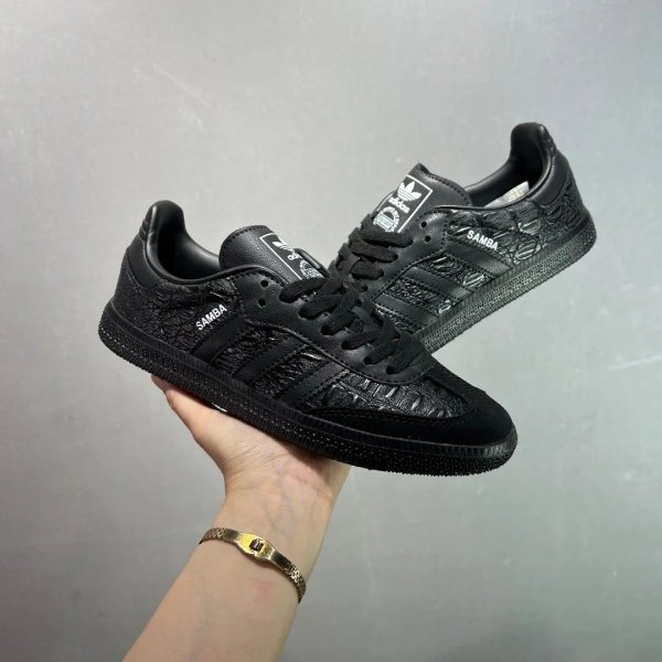Samba OG “黑色