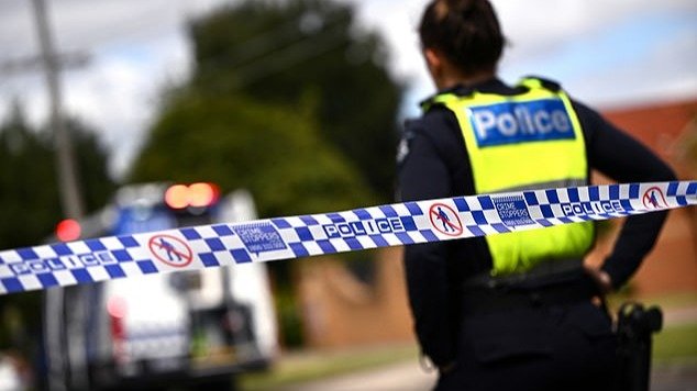 突发：墨尔本警民冲突致男子中枪身亡，事件细节揭示