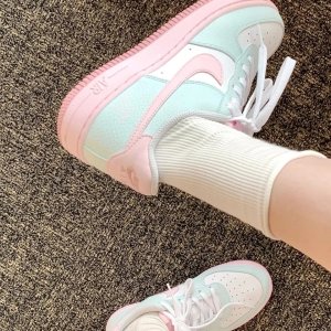 闪促捡漏📢Nike低至4.7折 工装裤$57 V2K老爹鞋$94