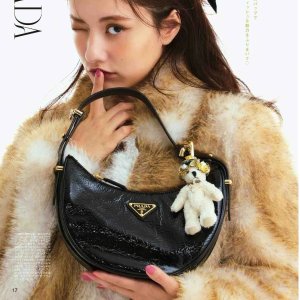 Prada/Miu家等新品😍刚上架就7.8折 Prada月牙包怒省￥4531