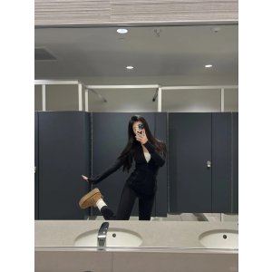 lululemon显瘦闭眼入的经典色！Define Jacket 黑色