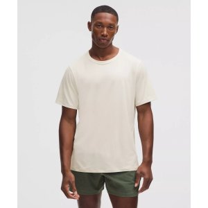 lululemon白色T恤