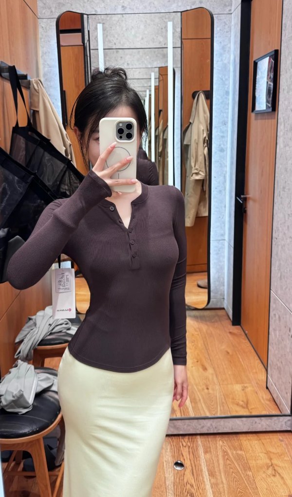 Hold Tight 长袖Henley衫