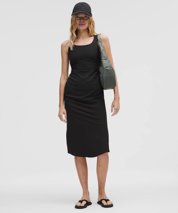 Shirred Nulu 连衣裙