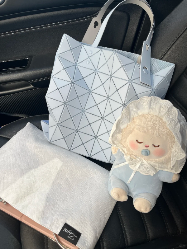 Lucent 冰蓝托特包