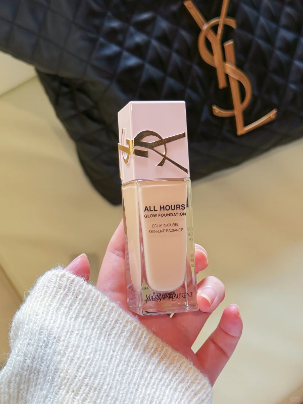 新品【贴肤衣】粉底液 多色选