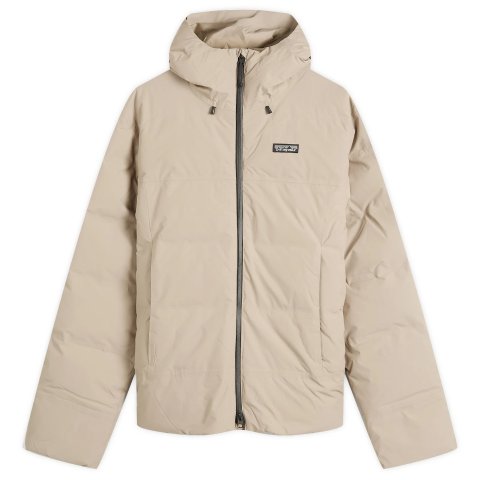 Patagonia羽绒夹克 灰色