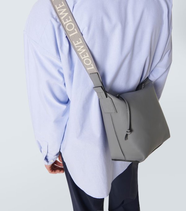 Cubi 小号皮革斜挎包