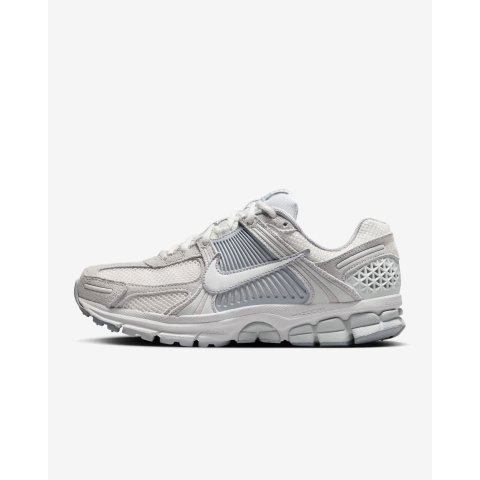 Zoom Vomero 5 跑鞋