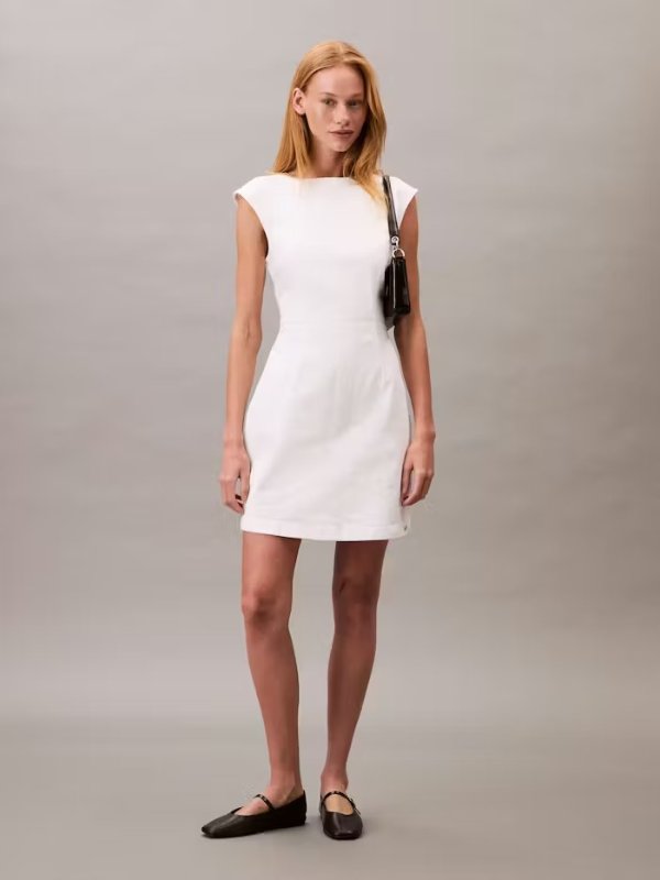 Open Back 连衣裙 短袖