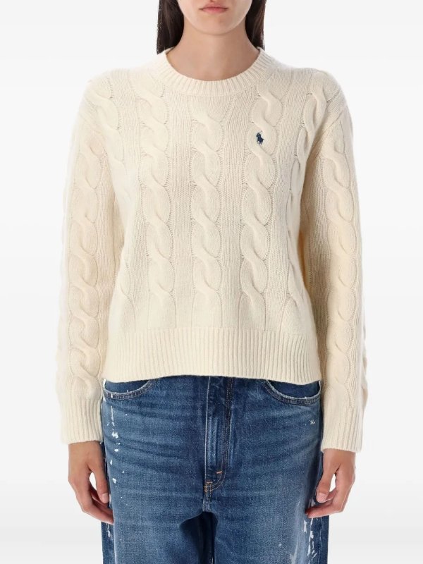 Embroidered Cable 针织毛衣 标志