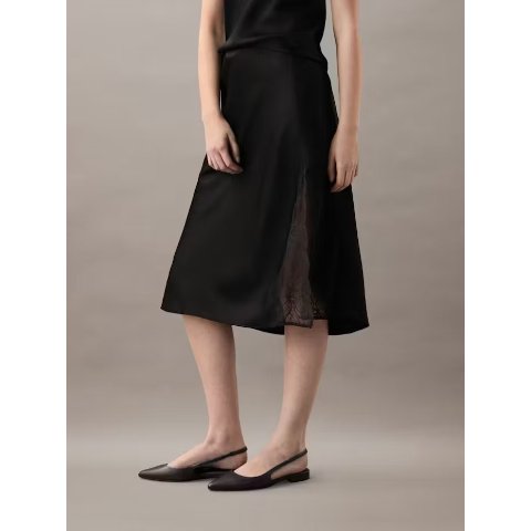 Matte Satin 蕾丝中裙