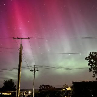 绝美南极光惊艳新西兰！粉色绿色交织夜空太震撼