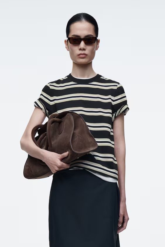 CLEAN CUT 常规款T恤