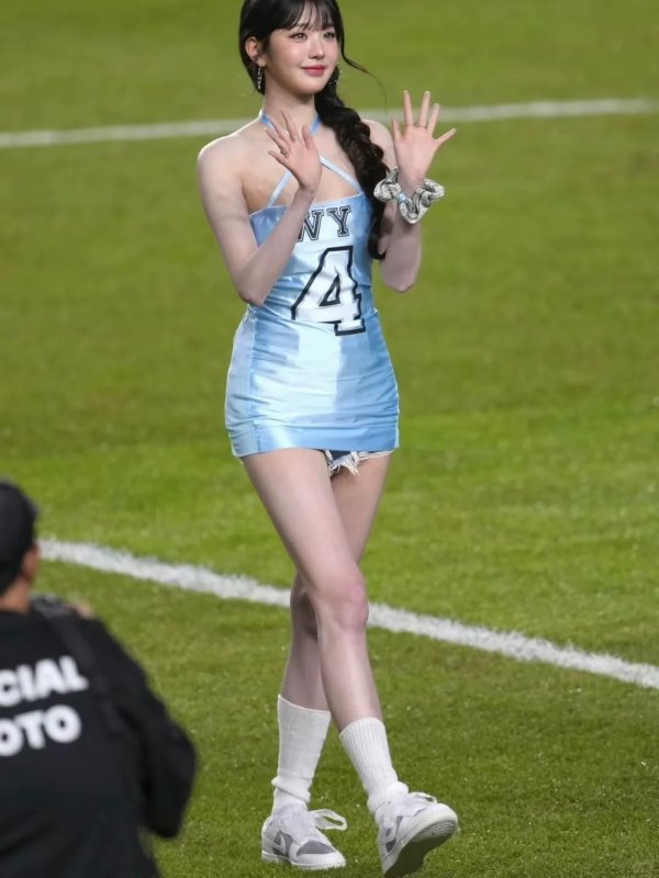 Dunk Low Next Nature银白色