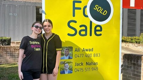 20岁喜提悉尼房！这对小情侣究竟怎么做到的？中介惊掉下巴！