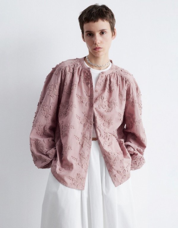 Voluminous 花卉装饰衬衫
