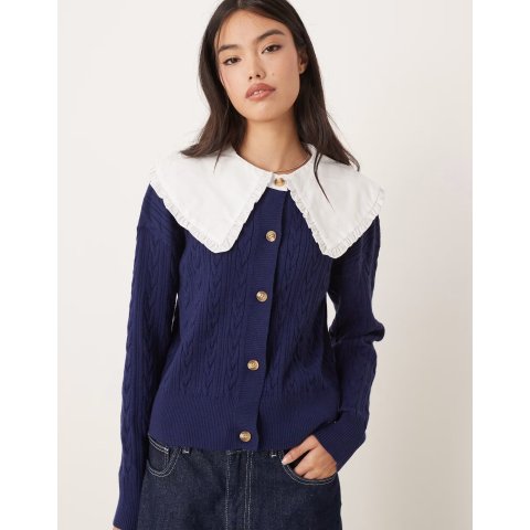 娃娃领针织开衫 