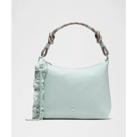 Convertible 褶皱斜挎包 6.5L