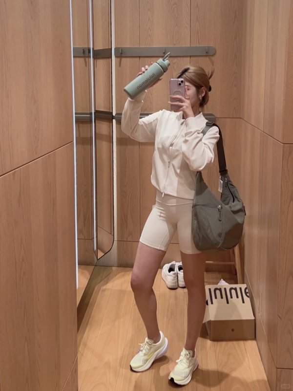 Slouchy 大号牛角包 13L 月桂绿