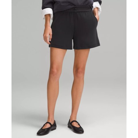 lululemonSoftstreme 高腰短裤 4"