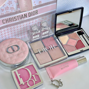 $100收后台九宫格眼影✋️