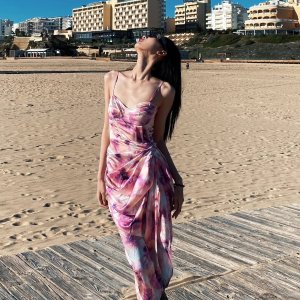 PrettyLittleThing 捡漏持续降价⚠️绝美雪纺油画裙$47